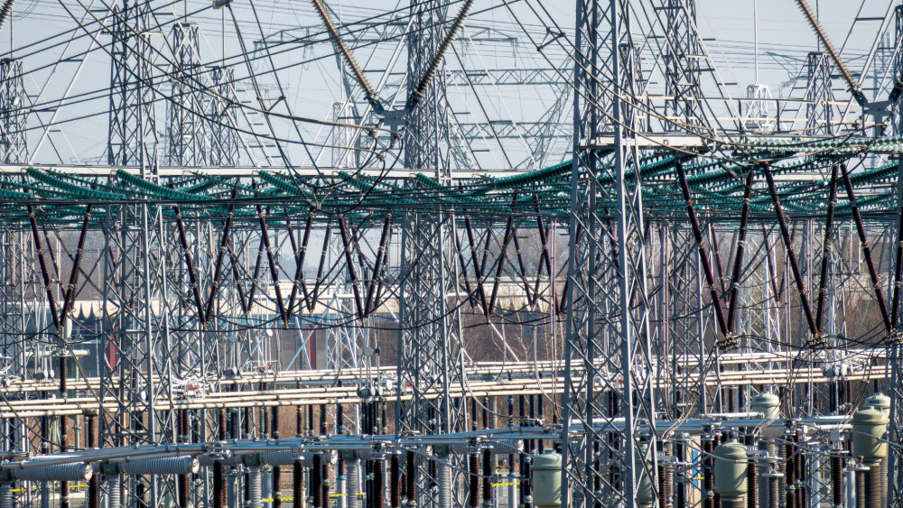 Plannen voor een nieuw hoogspanningsstation tussen Zuidoost en Weesp